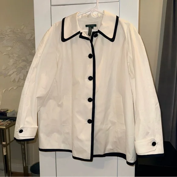 Lauren Ralph Lauren White Professional Jacket with Black Trim - Picture 1 of 8